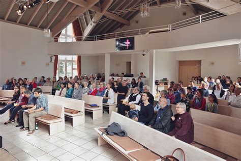 Gottesdienst — Kompass – Meine Kirche.